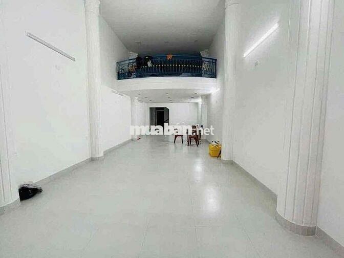 CHO THUÊ NHÀ 3.5 tầng MẶT TIỀN ĐƯỜNG TRẦN QUỐC TOẢN NGANG 4m8