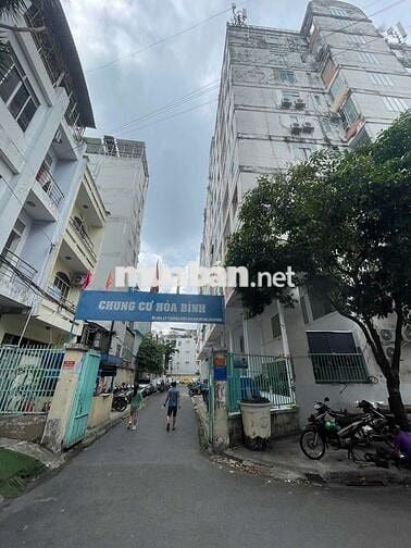 chính chủ cần bán chung cư Hòa Bình quận 10 