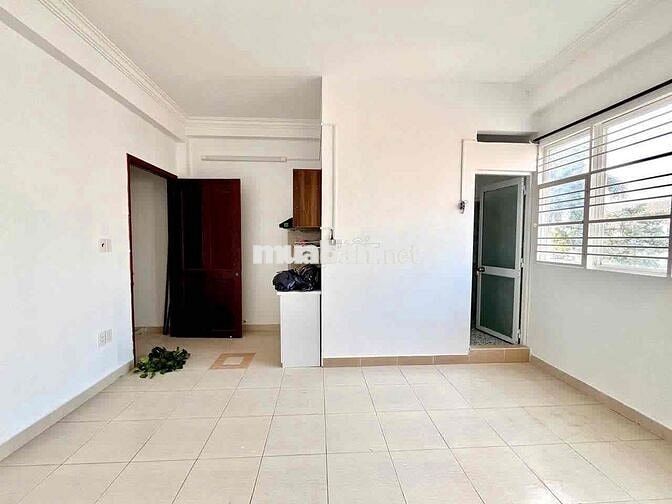 PHÒNG TRỌ GIÁ RẺ CÓ MÁY HÚT MÙI NGAY CHỢ PHÚ THUẬN
