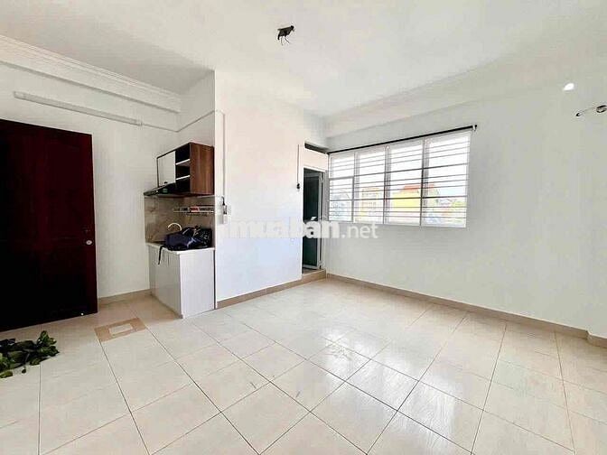 PHÒNG TRỌ GIÁ RẺ CÓ MÁY HÚT MÙI NGAY CHỢ PHÚ THUẬN