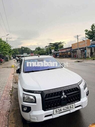 Mitsubishi Triton 2024 Trắng 70000 km