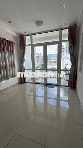 Nhà nc mới Đẹp tr 3 lầu sân thượng 5pn trường chinh p11 Q.tân bình.