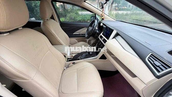 Mitsubishi Xpander 2019 Số sàn 7 chỗ Bạc