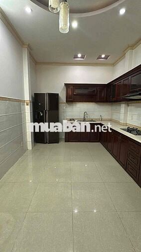 Nhà nc mới Đẹp tr 3 lầu sân thượng 5pn trường chinh p11 Q.tân bình.