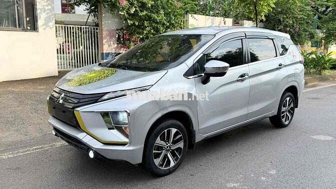 Mitsubishi Xpander 2019 Số sàn 7 chỗ Bạc