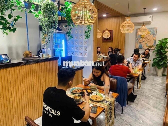 Nhân viên Phục vụ Ca tối