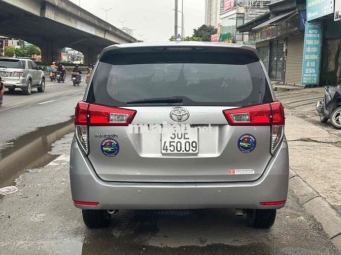 Toyota Innova 2016 Form 2017 Số sàn Bạc