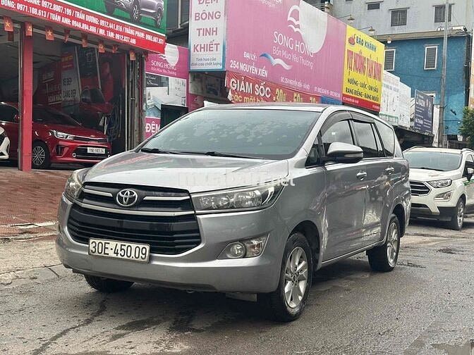 Toyota Innova 2016 Form 2017 Số sàn Bạc