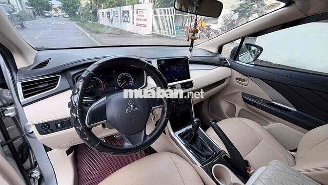 Mitsubishi Xpander 2019 Số sàn 7 chỗ Bạc