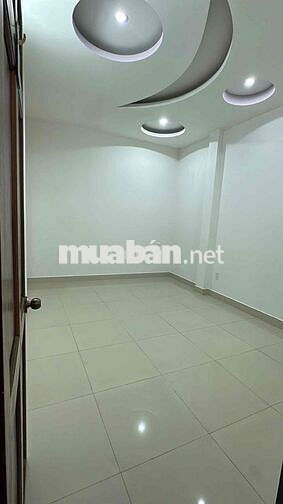 Nhà nc mới Đẹp tr 3 lầu sân thượng 5pn trường chinh p11 Q.tân bình.