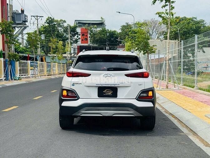 Hyundai Kona 1.6 Turbo 2021 Trắng 48.000 km