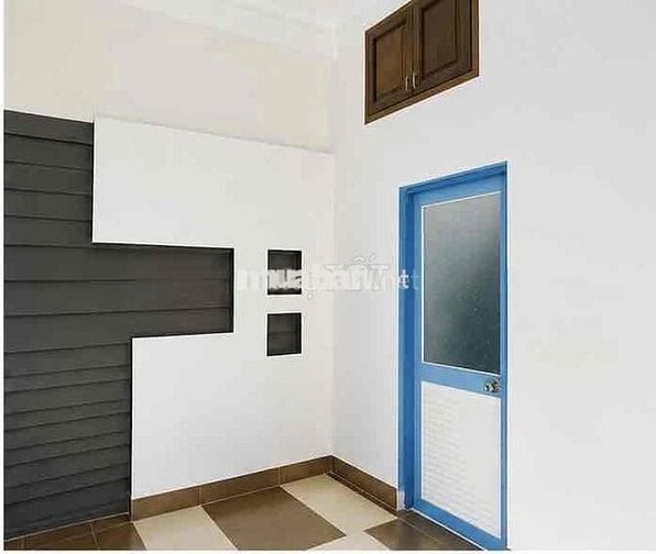 CHO NỮ THUÊ PHÒNG LẦU 3 - LÊ VĂN SỸ - Q3 - HẺM XE HƠI - 16M²