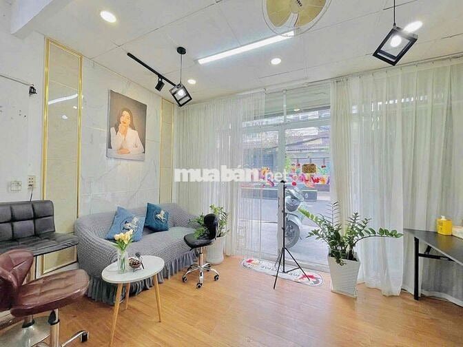 CHO THUÊ NHÀ MẶT TIỀN ĐƯỜNG SỐ P.TÂN QUY Q7