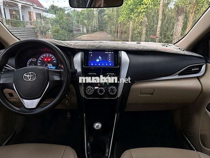 Toyota Vios E 2019 Số sàn Vàng cát