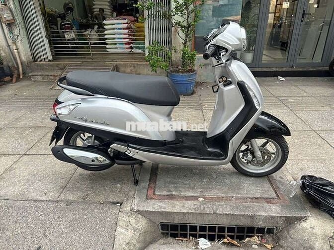 Yamaha Grande 2017 Bạc
