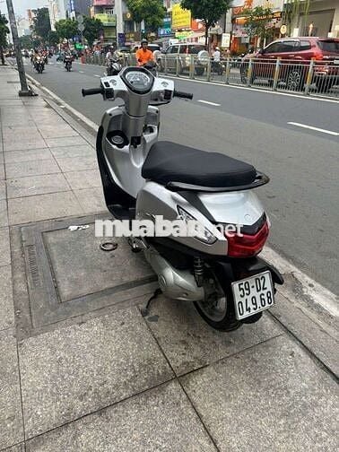Yamaha Grande 2017 Bạc