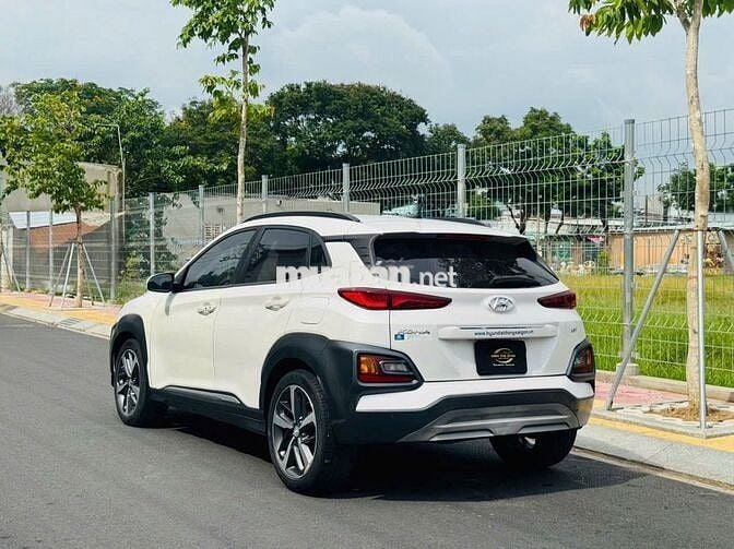 Hyundai Kona 1.6 Turbo 2021 Trắng 48.000 km