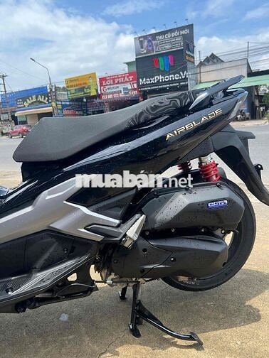 Honda Air Blade 125 Đen bóng 4val bán trả góp