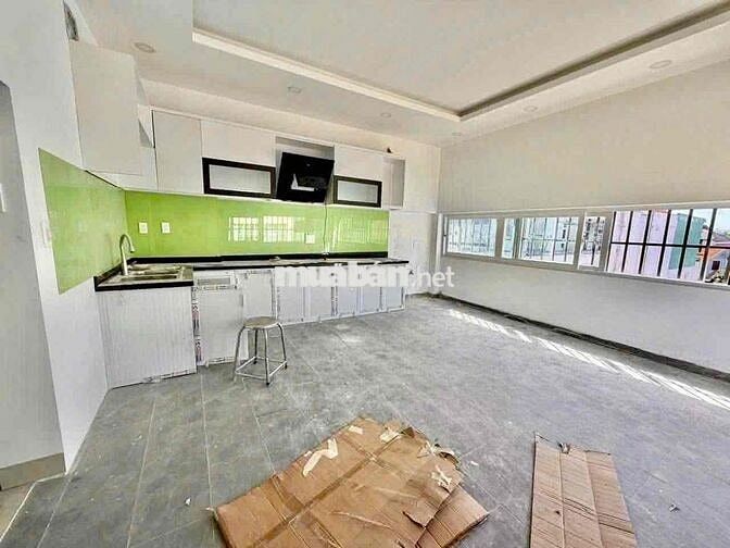 Nhà mặt tiền đường số 1 khu tên lửa 5x20m 3.5 tấm có thang máy 36tr