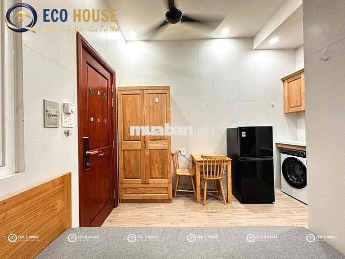 KHAI TRƯƠNG STUDIO GIÁ HẠT DẺ FULL NỘI THẤT BÓC SEAL CÓ THANG MÁY