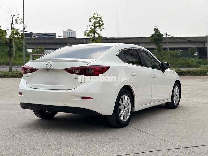 Mazda Mazda3 2016 Trắng 13 vạn km