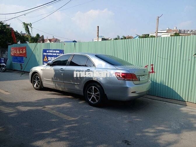 Toyota Camry 2010 Bạc 5 chỗ