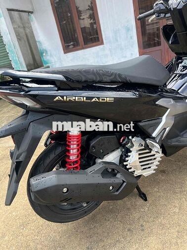 Honda Air Blade 125 Đen bóng 4val bán trả góp