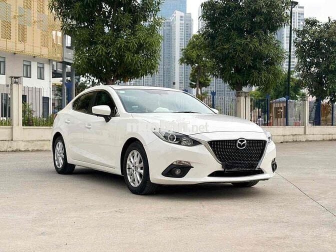 Mazda Mazda3 2016 Trắng 13 vạn km