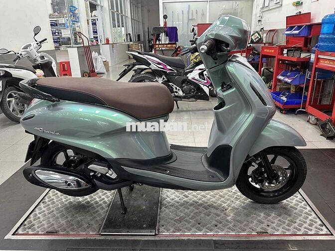 Yamaha Grande 2023 ABS Hybrid Odo 8000 km