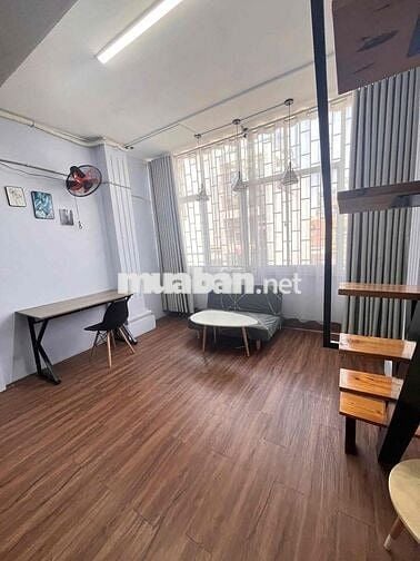 Cho thuê phòng trọ gác xép có CỬA SỔ LỚN cạnh đại học Hutech