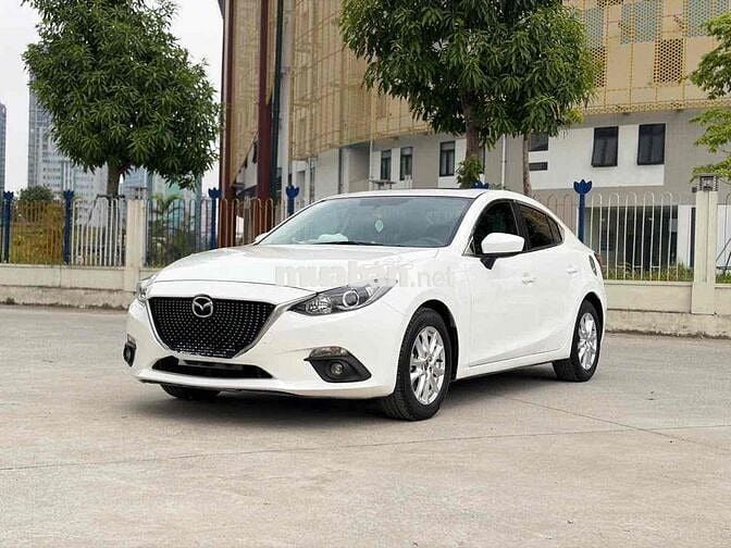 Mazda Mazda3 2016 Trắng 13 vạn km