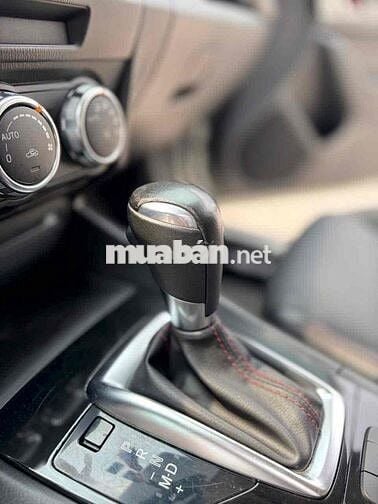 Mazda Mazda3 2016 Trắng 13 vạn km