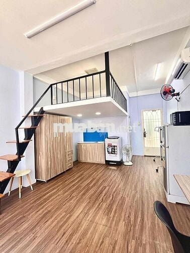 Cho thuê phòng trọ gác xép có CỬA SỔ LỚN cạnh đại học Hutech