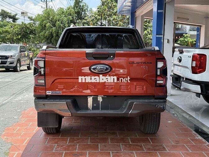 Ford Ranger Wildtrak 16.000km Dĩ An Ford