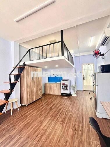 Cho thuê phòng trọ gác xép có CỬA SỔ LỚN cạnh đại học Hutech