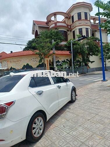 Hyundai i10 Trắng 143452 km Nhập khẩu