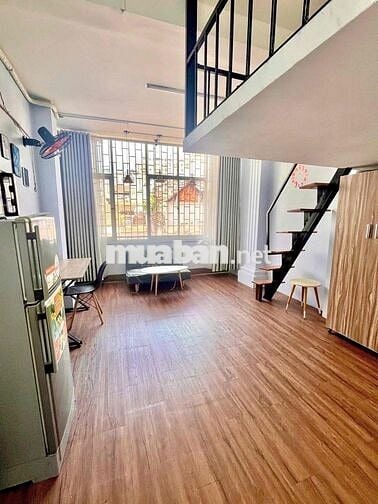 Cho thuê phòng trọ gác xép có CỬA SỔ LỚN cạnh đại học Hutech