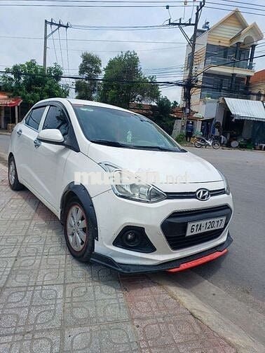 Hyundai i10 Trắng 143452 km Nhập khẩu