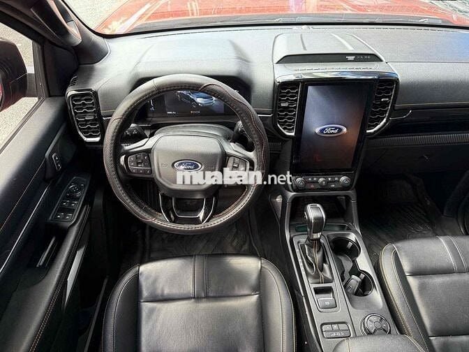 Ford Ranger Wildtrak 16.000km Dĩ An Ford