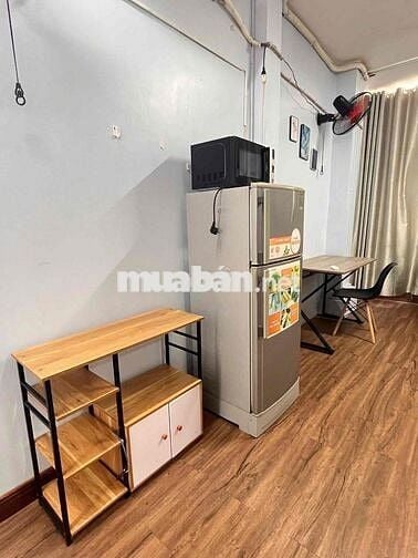 Cho thuê phòng trọ gác xép có CỬA SỔ LỚN cạnh đại học Hutech