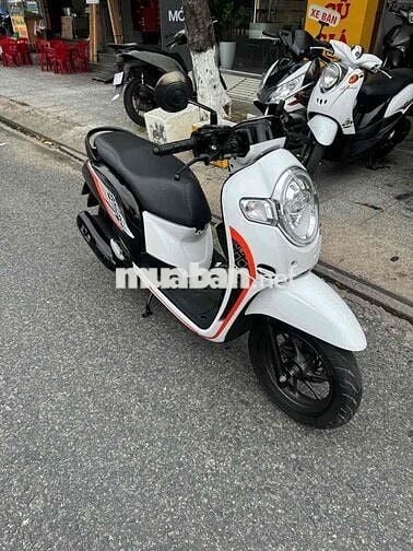 Honda Scoopy 2018 Trắng