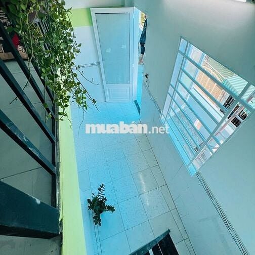 PHÒNG ĐẸP BAN CÔNG - CỬA SỔ - GẦN CÔNG VIÊN PHẦN MỀM - GTVT