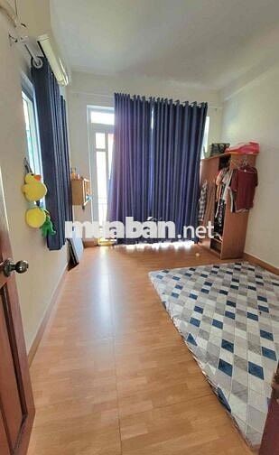 SÁT MT LẠC LONG QUÂN HẺM THÔNG DT 35m2 CHỈ 4Đ8