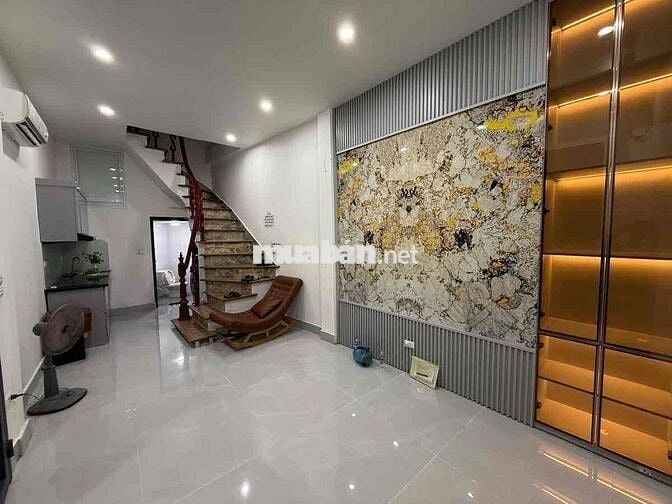 Siêu Phẩm Ba Đình 35m2 - 5 Tầng - Gần Phố - Ở Ngay - Giá 8,3 Tỷ