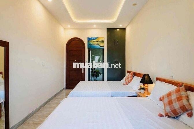 296 CHO THUÊ NHÀ RỘNG 220M² – 3 PHÒNG NGỦ