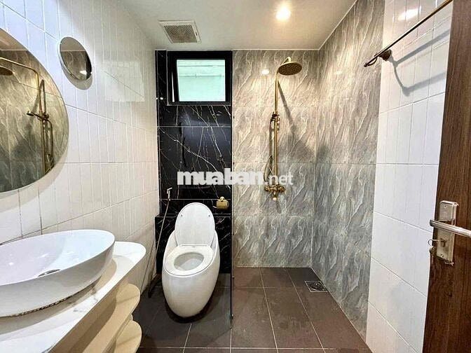 CHUNG CƯ FULL NỘI THẤT STUDIO VÀ GÁC BAN CÔNG RIÊNG