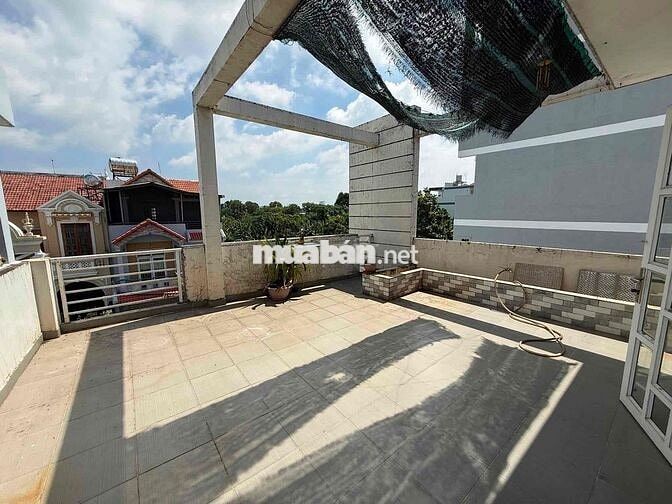 Cho Thuê Nhà DT 6x20 1Trệt 2Lầu  4Pn 3Wc Hẻm Xe Tải Vườn Lài Q12