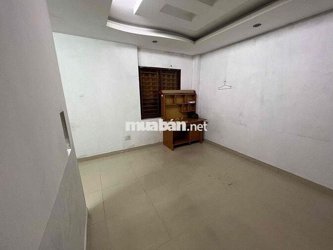 phòng lầu 4 trong nhà nguyên căn, song hành, nguyễn văn quá