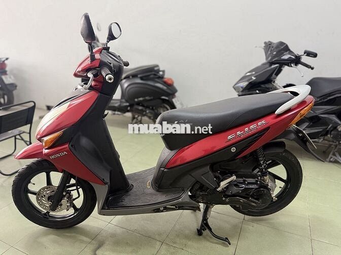 Honda Click 2024 Đỏ rin nguyên , 1 chủ đi rất đẹp 