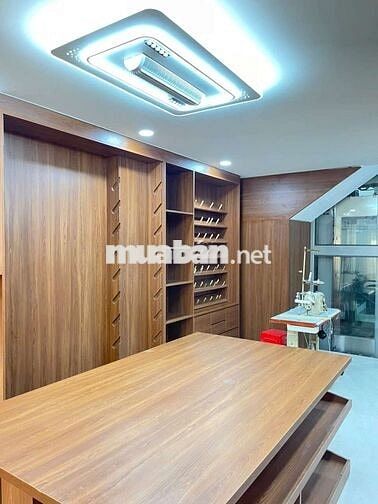 cần thợ mộc gỗ công nghiệp